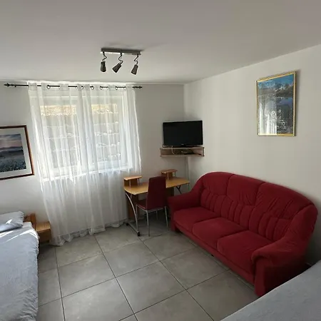 Apartmán Zimmervermietung Aras *