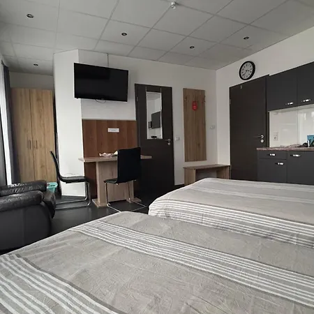 Zimmervermietung Aras * Paderborn