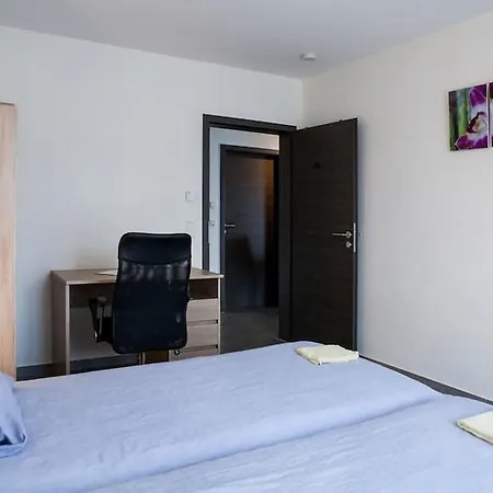 Apartmán Zimmervermietung Aras *