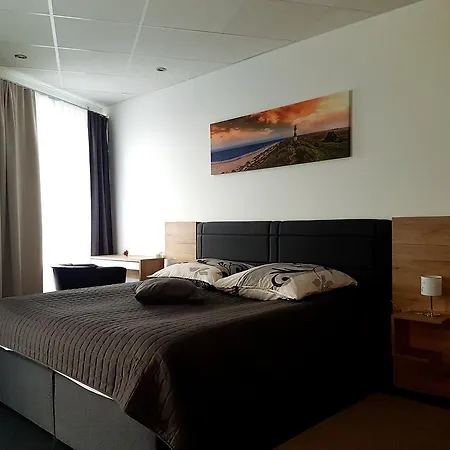 Zimmervermietung Aras *