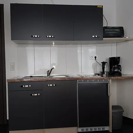 Zimmervermietung Aras *