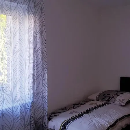 Zimmervermietung Aras Apartmán