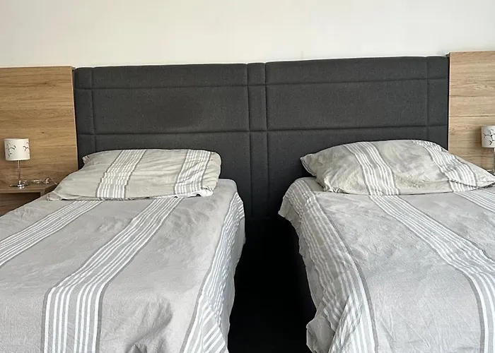 Lejlighed Zimmervermietung Aras