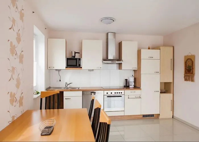 Zimmervermietung Aras Πάντερμπορν