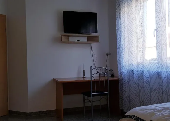 Lejlighed Zimmervermietung Aras *